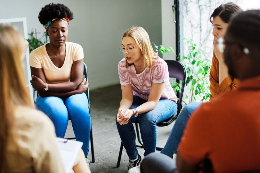 peer support meeting during mental health intensive outpatient program (IOP) in Scottsdale